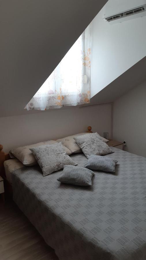 Seaview Apartment Omiš Buitenkant foto