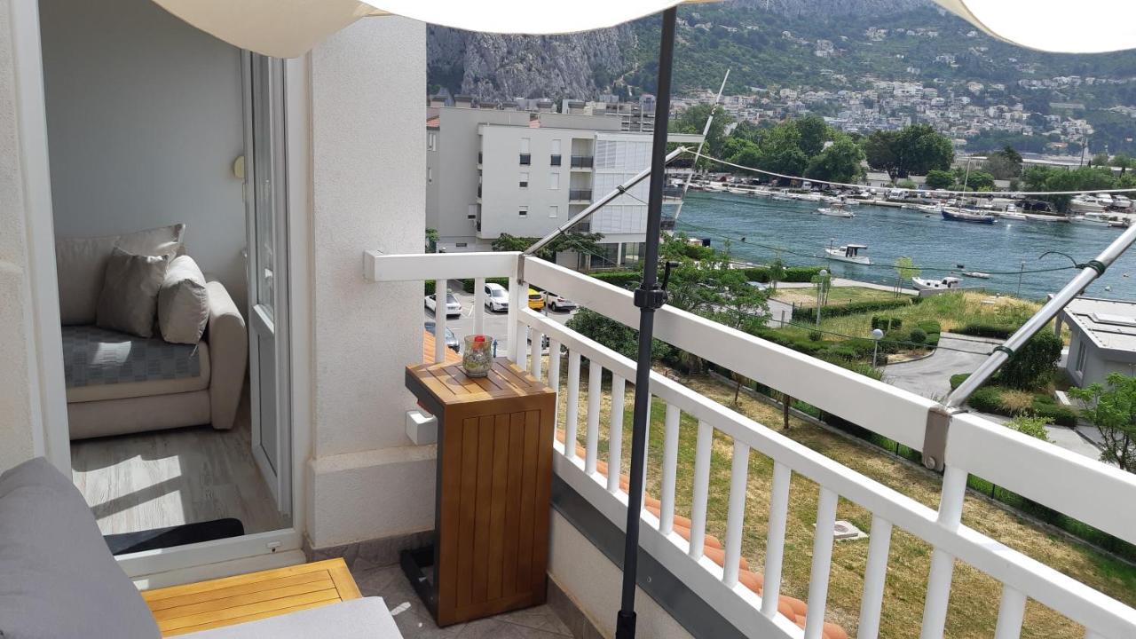 Seaview Apartment Omiš Buitenkant foto