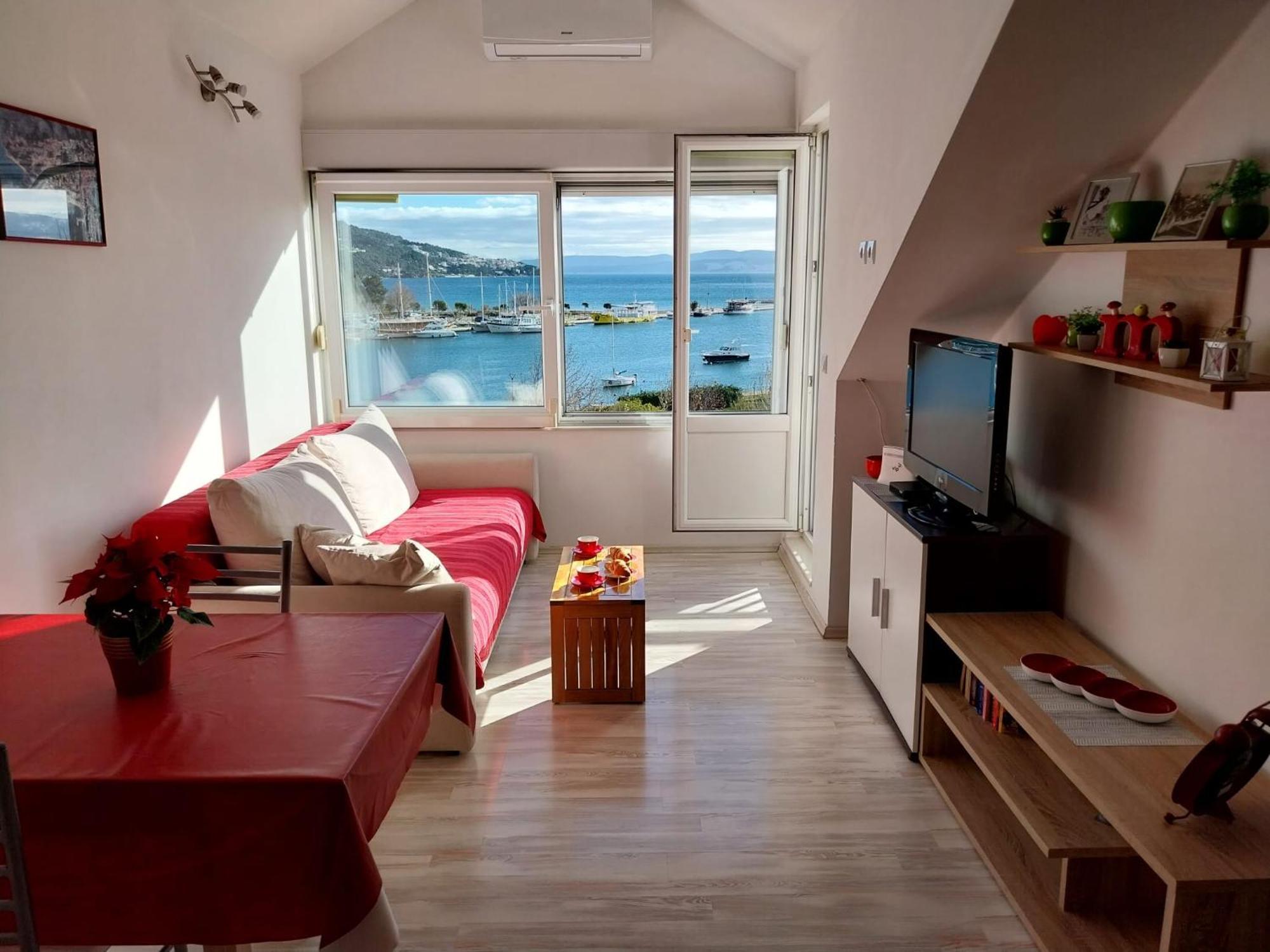 Seaview Apartment Omiš Buitenkant foto