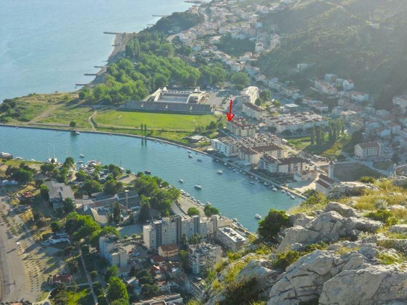 Seaview Apartment Omiš Buitenkant foto